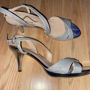 sparkly silver heels !! / worn once !! / nina
